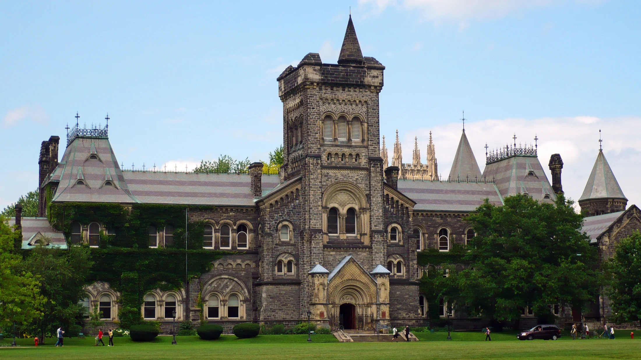 토론토의 교육 환경 참고 · University College(대학교)